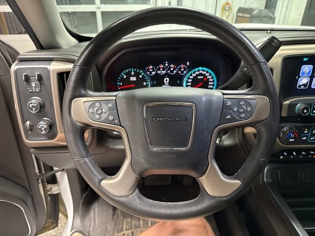 Used 2017 GMC Sierra 1500 Denali w/ Denali Ultimate Package image 11