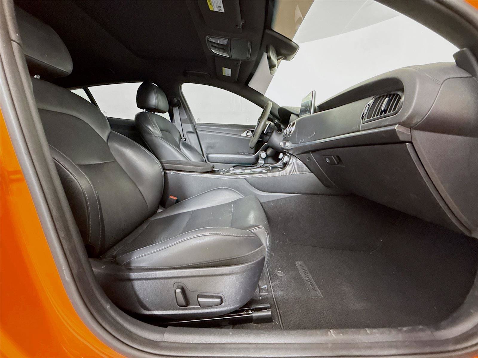Used 2019 Kia Stinger GTS RWD image 5