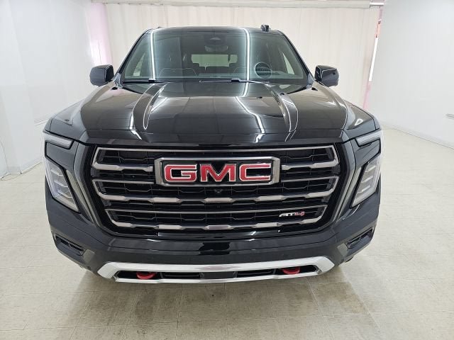New 2026 GMC Yukon AT4 Ultimate w/ LPO, Floor Liner Package AWD/4WD image 17