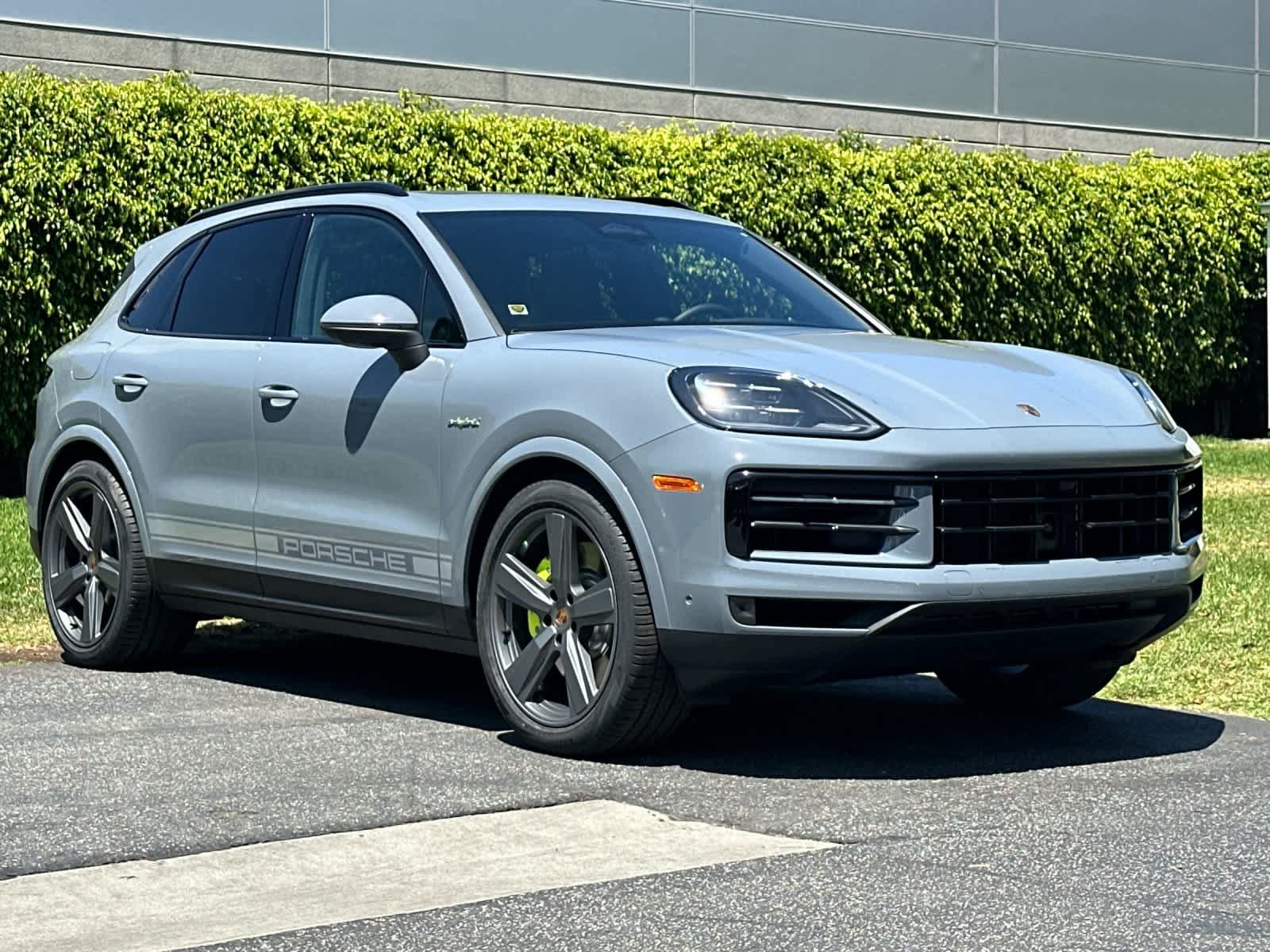 New 2026 Porsche Cayenne S AWD/4WD image 10