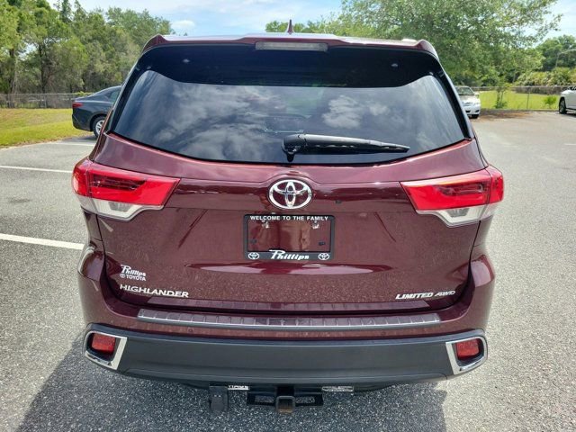 Used 2017 Toyota Highlander Limited Platinum image 11