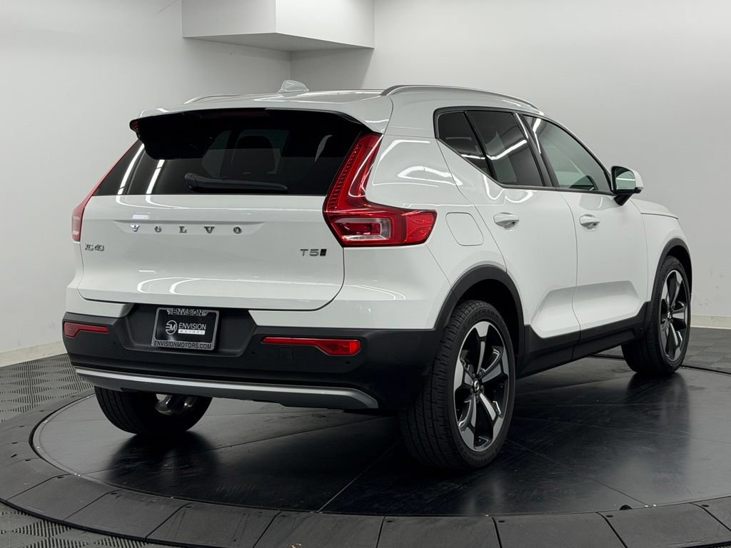 Used 2020 Volvo XC40 T5 Momentum w/ Protection Package Premier AWD/4WD image 10