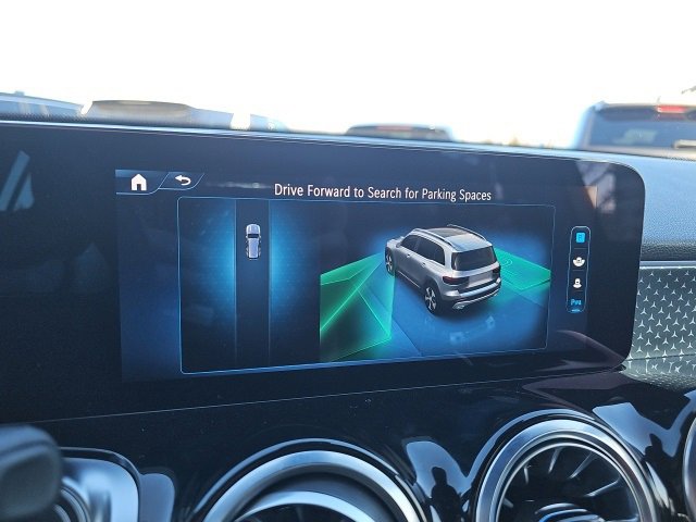 Certified 2025 Mercedes-Benz GLB 250 4MATIC image 26