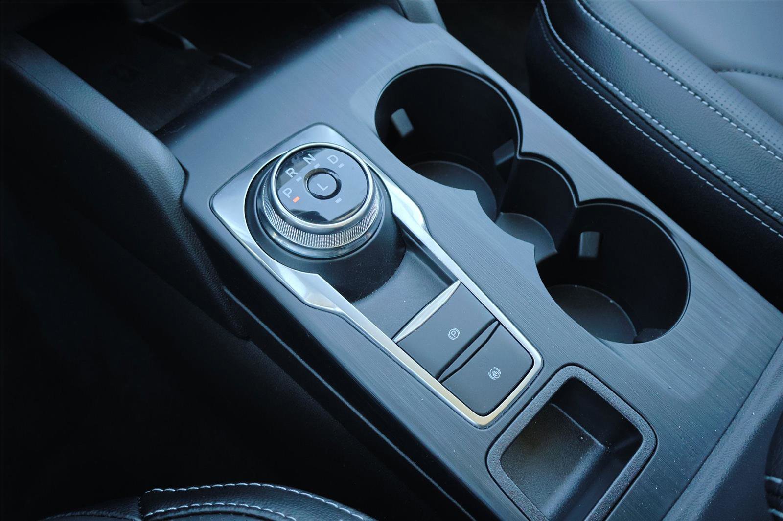 New 2025 Ford Escape SE w/ PHEV Premium Package image 22