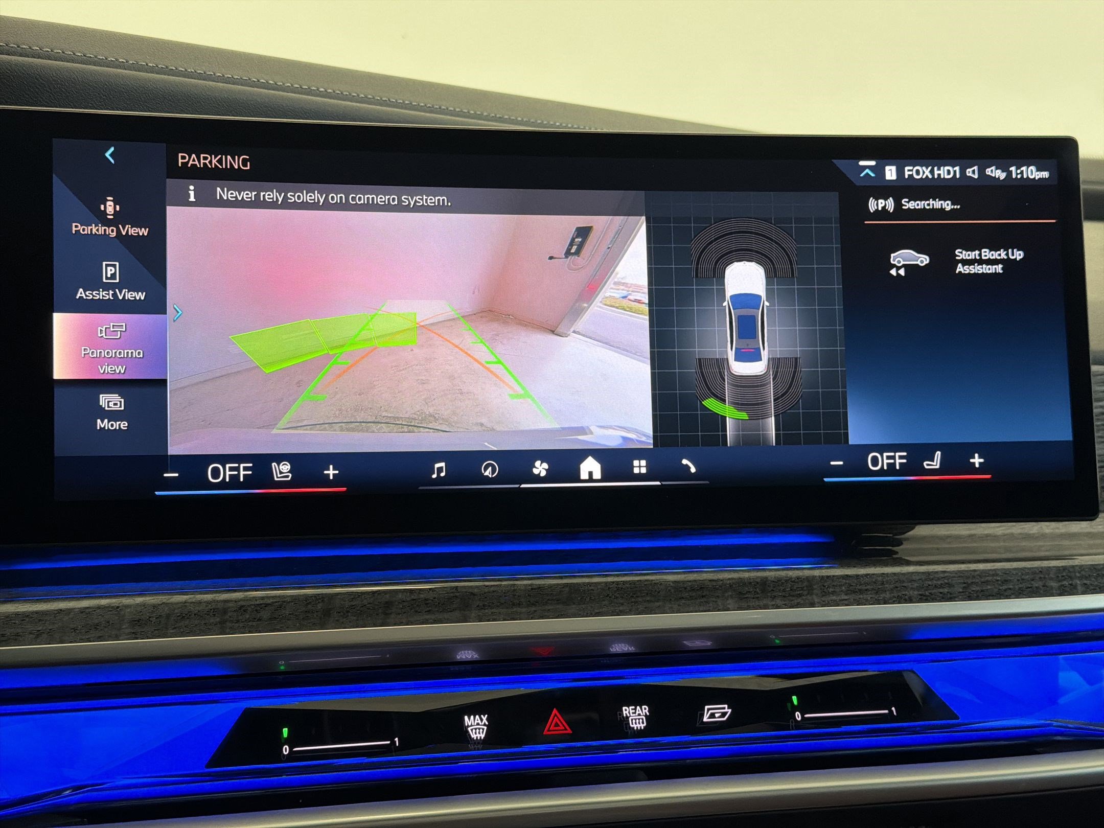 Certified 2024 BMW 760i xDrive AWD/4WD image 27