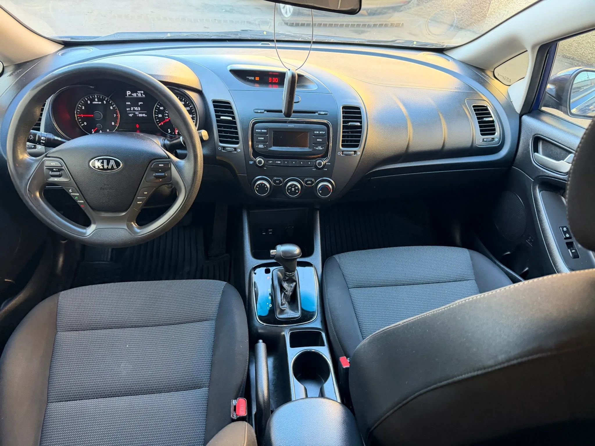 Used 2017 Kia Forte LX image 31