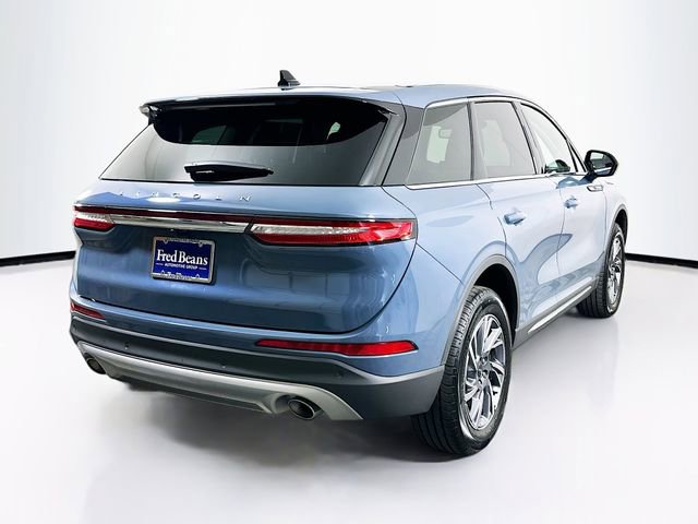 Used 2025 Lincoln Corsair AWD image 10