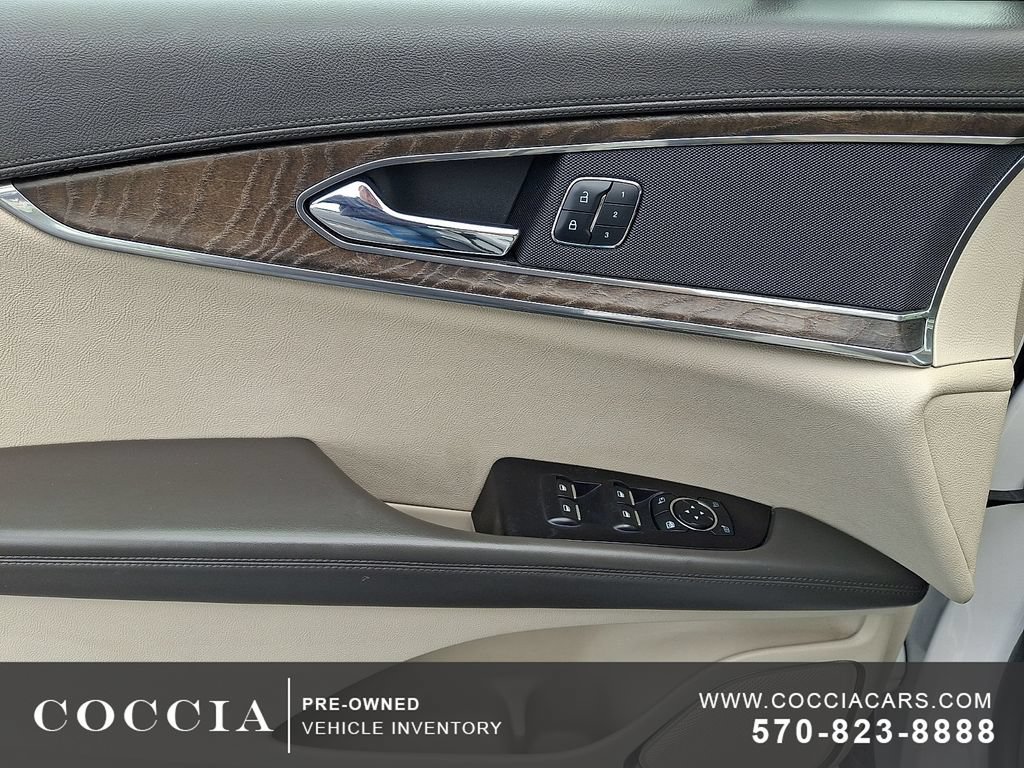 Used 2017 Lincoln MKX Select w/ Select Plus Package AWD/4WD image 12