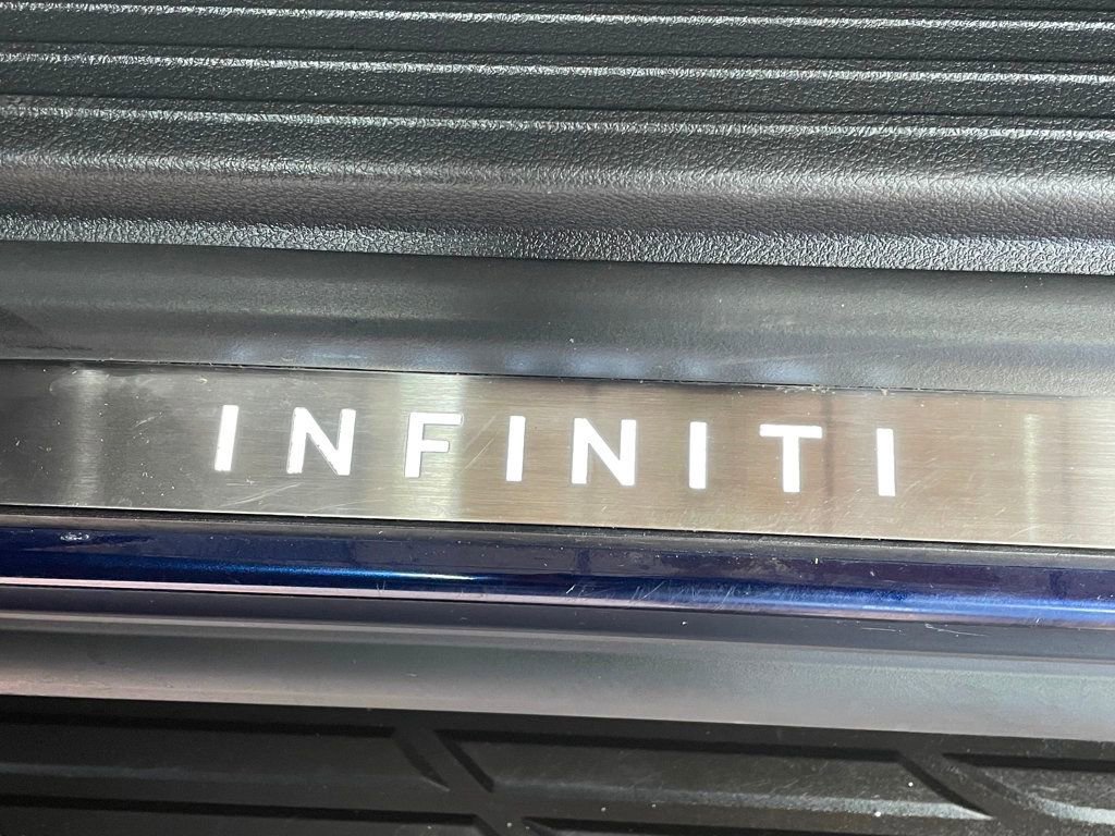 Used 2025 INFINITI QX80 Sensory image 13