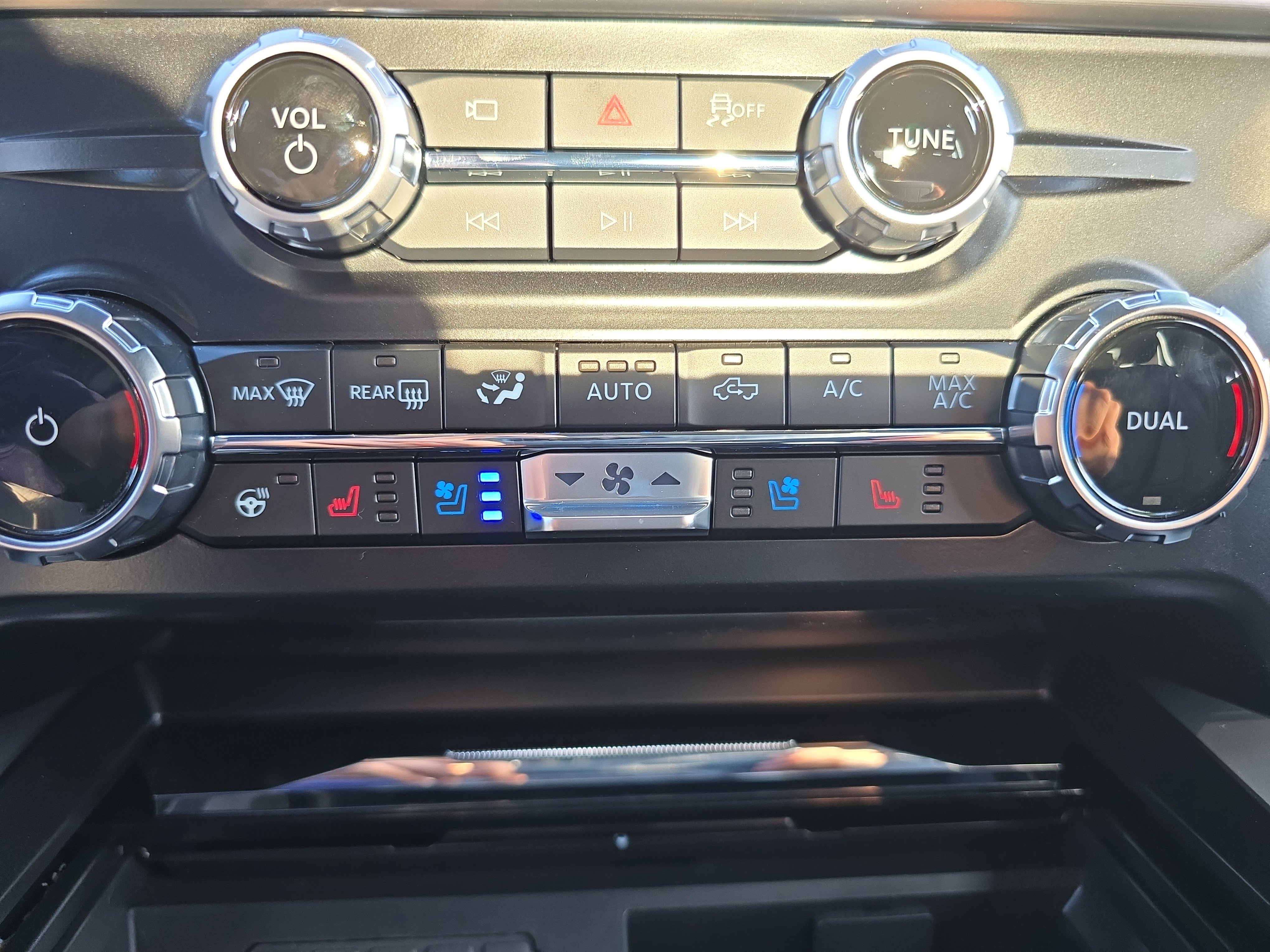 New 2026 Ford F350 Lariat image 34