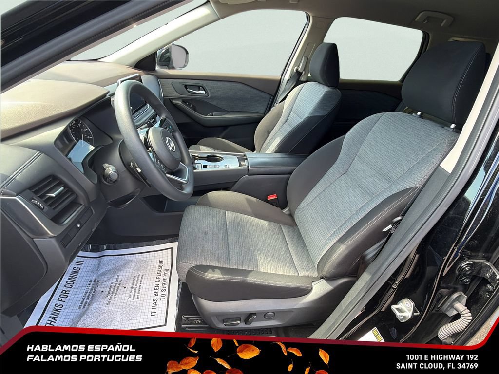 Used 2023 Nissan Rogue SV FWD image 12