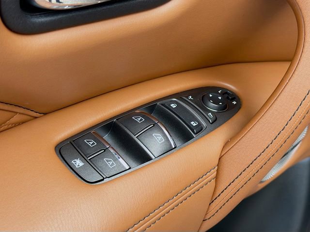Used 2023 INFINITI QX80 Sensory w/ All-Season Package image 26