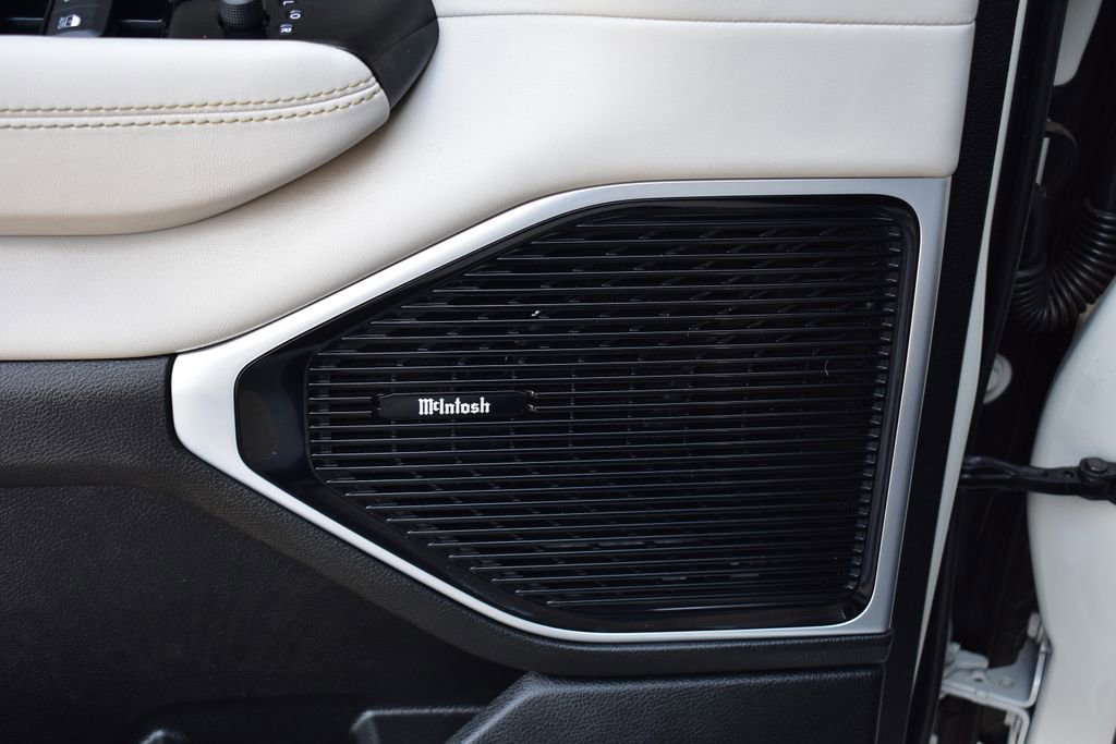 Used 2022 Jeep Wagoneer Series III w/ Premium Group I image 18