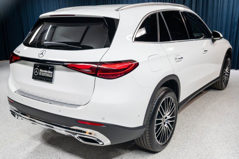 New 2026 Mercedes-Benz GLC 300 image 5