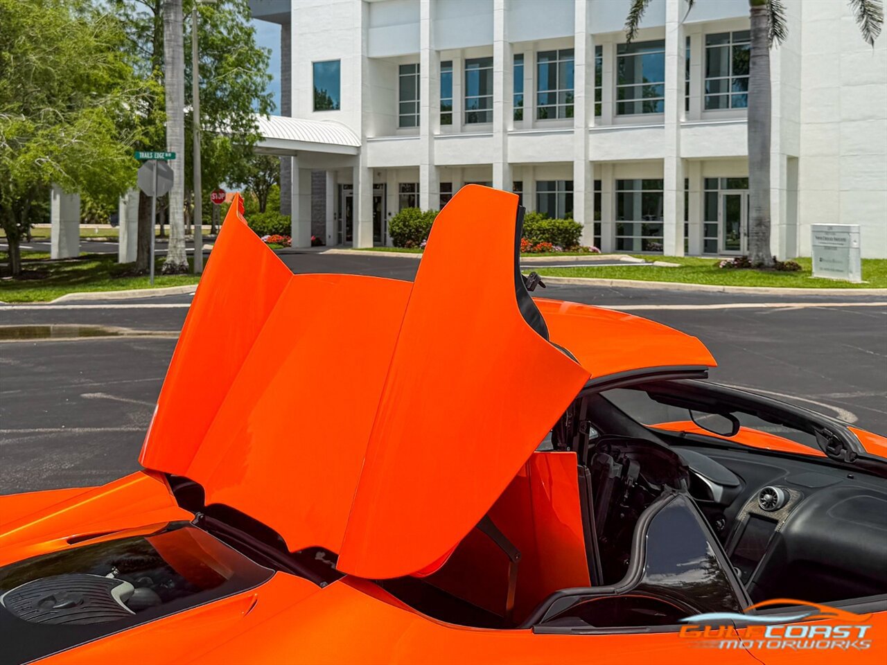 Used 2015 McLaren 650S Spider RWD image 62