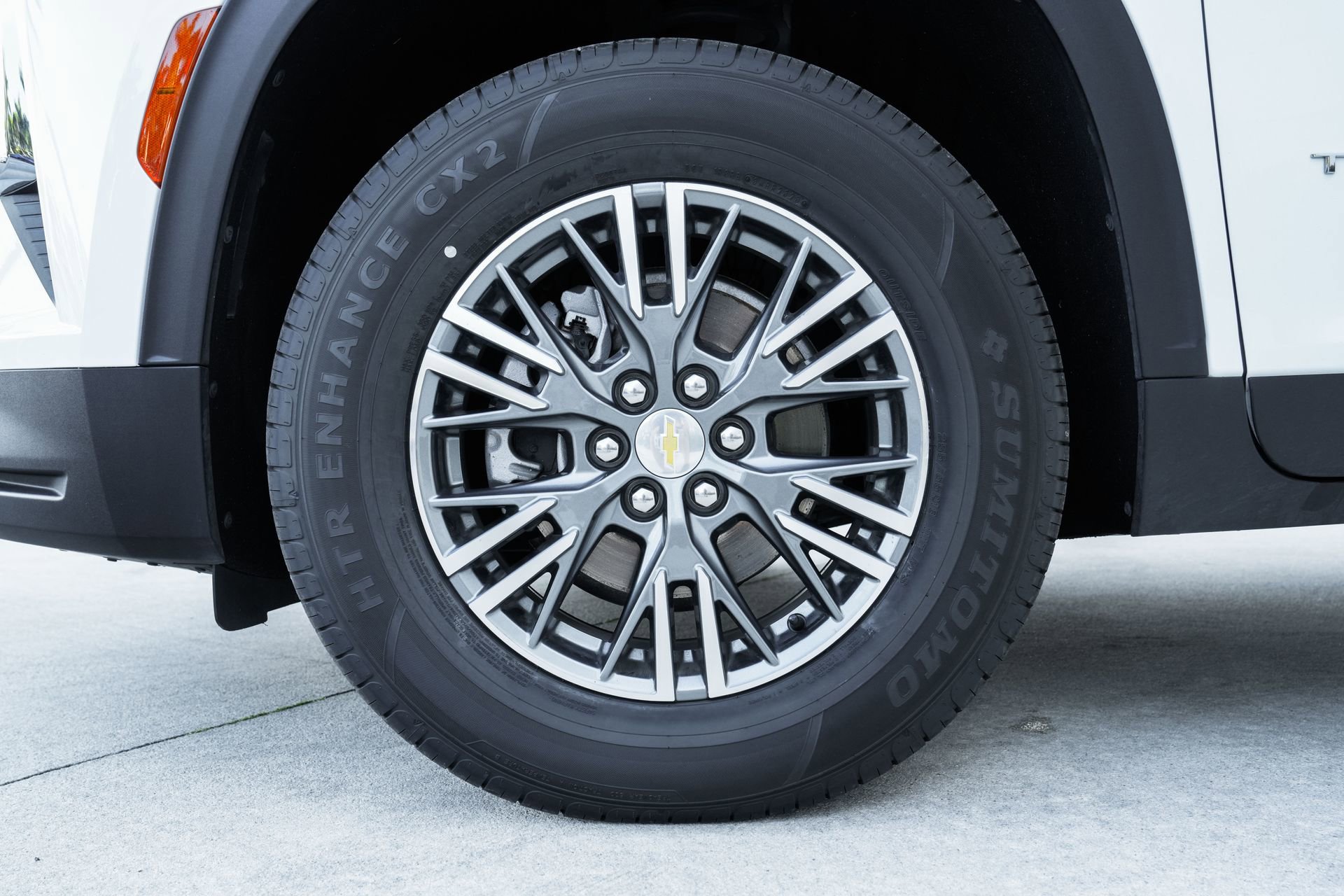 Used 2024 Chevrolet Traverse LT image 14