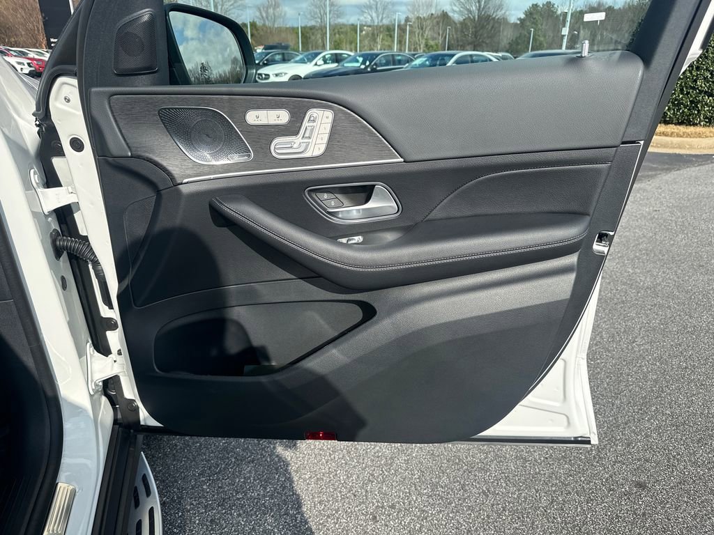 New 2026 Mercedes-Benz GLS 450 4MATIC image 15