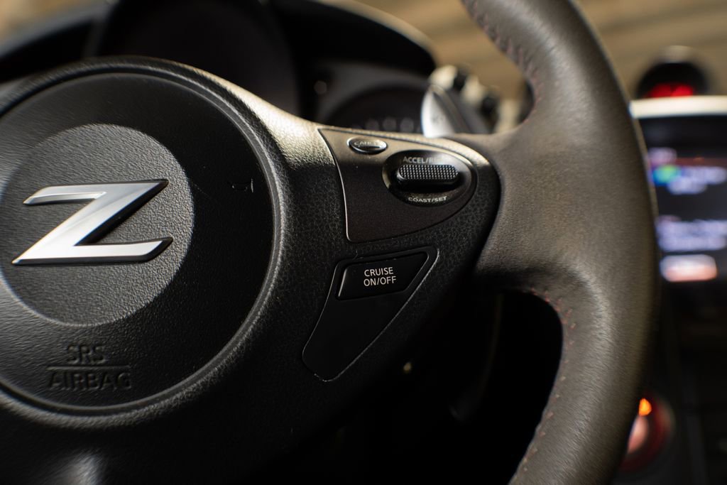 Used 2017 Nissan 370Z NISMO image 21