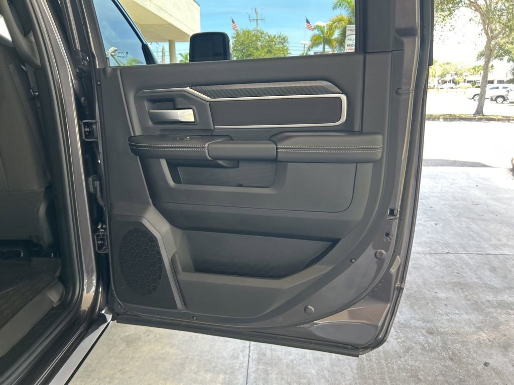Used 2025 RAM 2500 Big Horn image 31