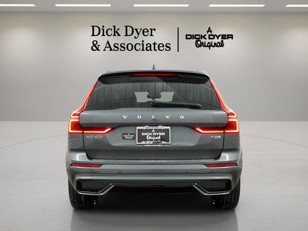 Certified 2026 Volvo XC60 T8 Ultra w/ Protection Package Premier AWD/4WD image 10