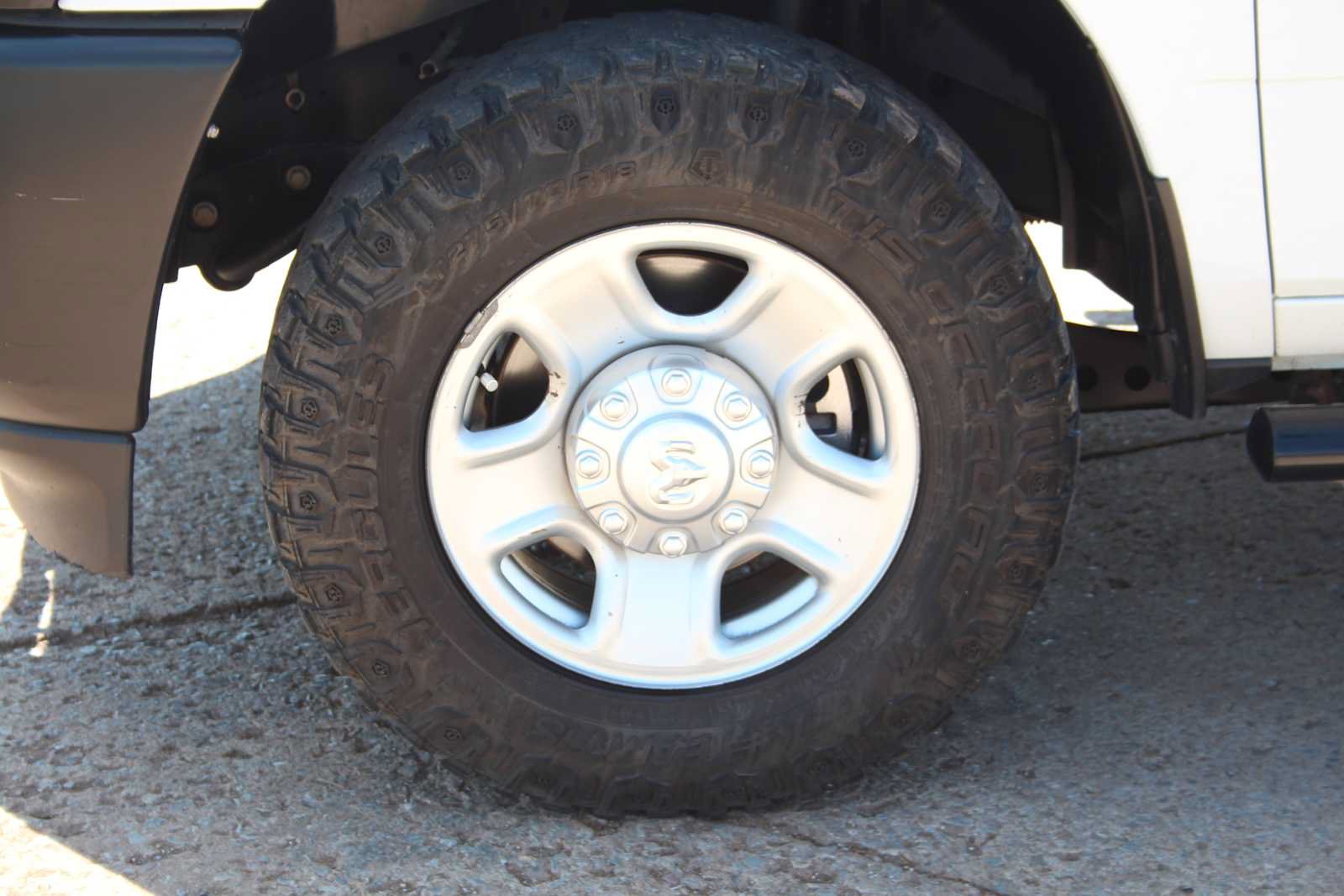 Used 2023 RAM 3500 Tradesman AWD/4WD image 16