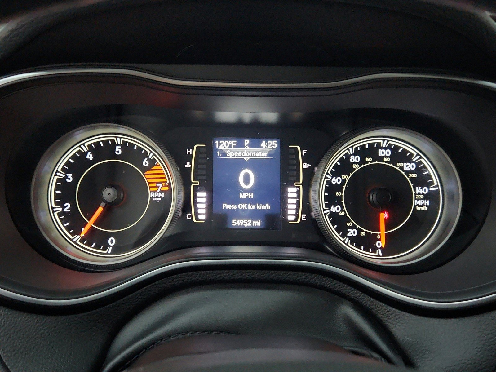 Used 2021 Jeep Cherokee Latitude Plus FWD image 18