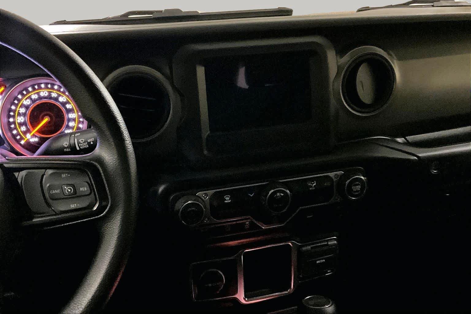 Used 2022 Jeep Wrangler Unlimited Sport AWD/4WD image 6