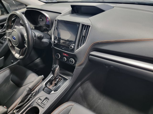 Used 2019 Subaru Crosstrek 2.0i Limited w/ Moonroof Package w/Navigation AWD/4WD image 16