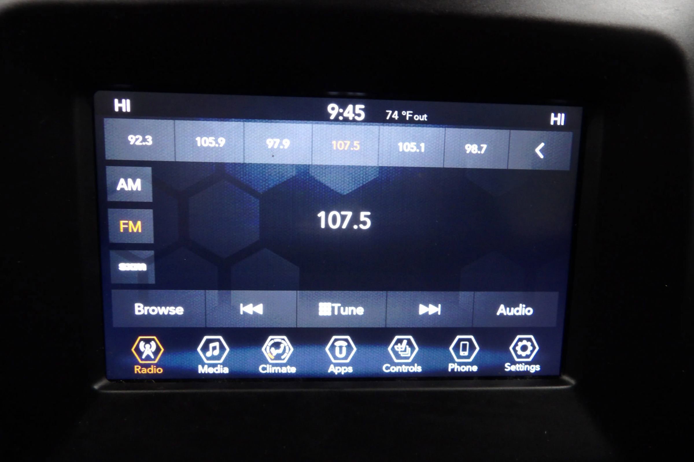 Used 2019 Jeep Compass Latitude w/ Cold Weather Group image 12