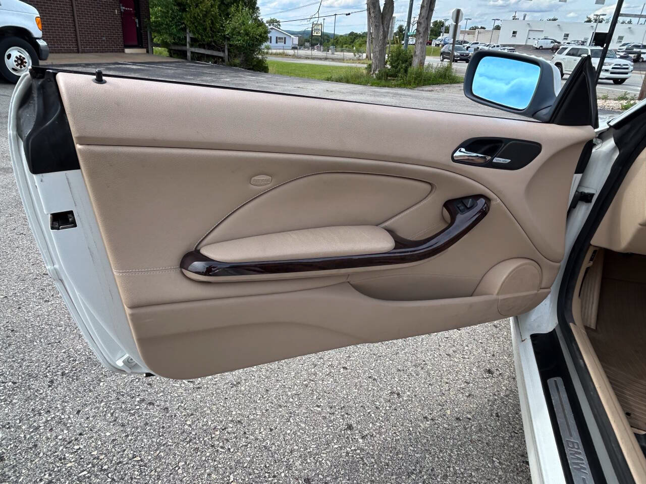 Used 2004 BMW 330Ci Convertible RWD image 10
