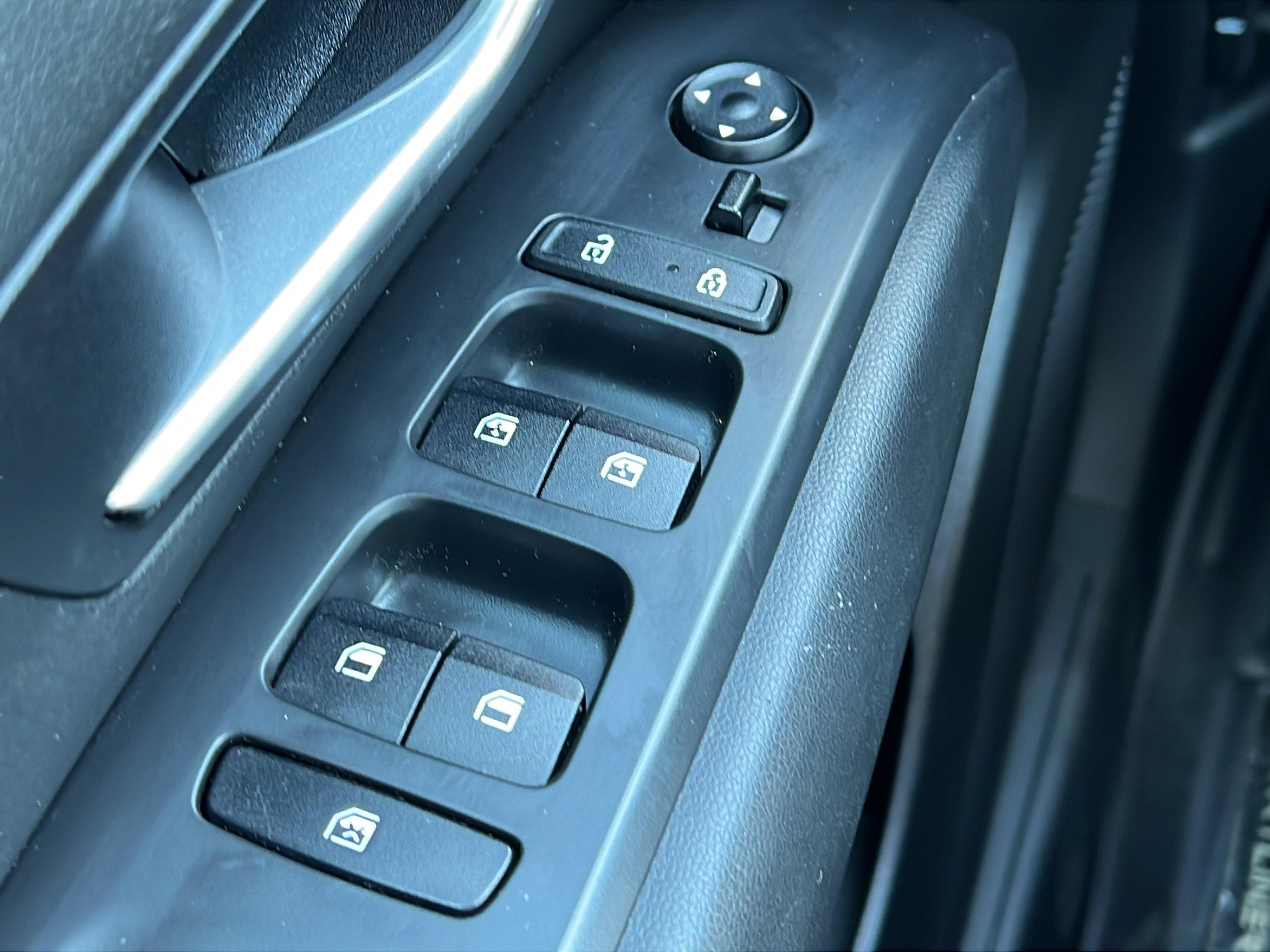 Used 2022 Hyundai Santa Cruz SEL FWD image 17