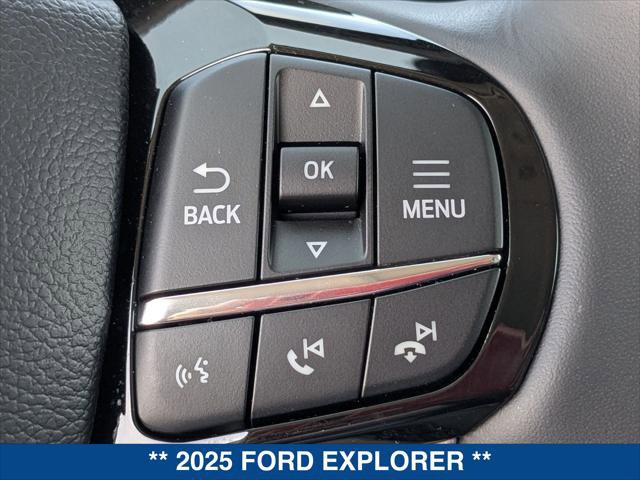 Used 2025 Ford Explorer Platinum w/ Ultimate Package RWD image 15