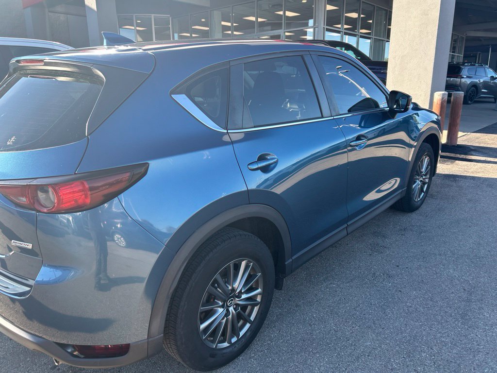 Used 2017 MAZDA CX-5 Sport AWD/4WD image 4