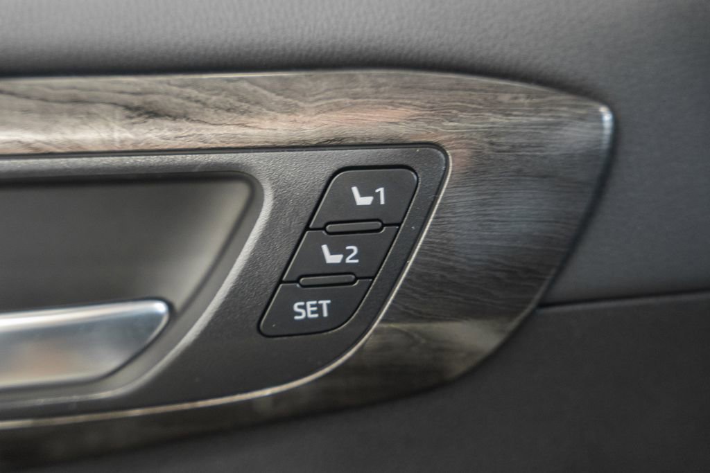 New 2026 Toyota Highlander Platinum image 46