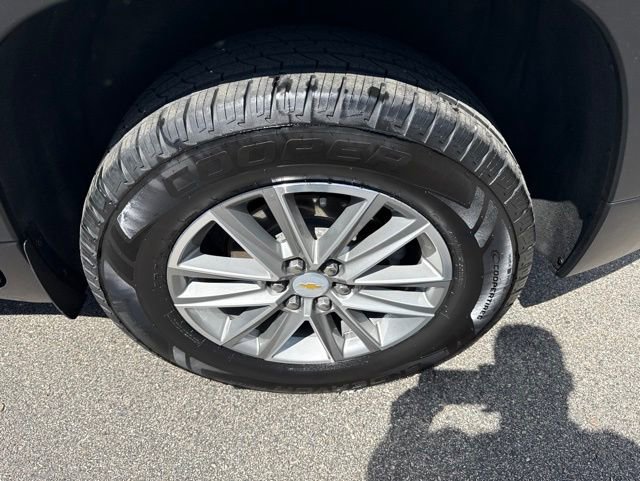 Used 2023 Chevrolet Traverse LT AWD/4WD image 45