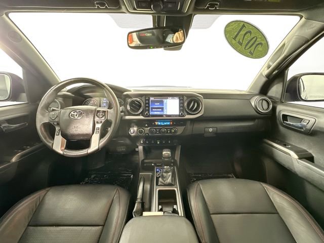Used 2021 Toyota Tacoma TRD Pro AWD/4WD image 3