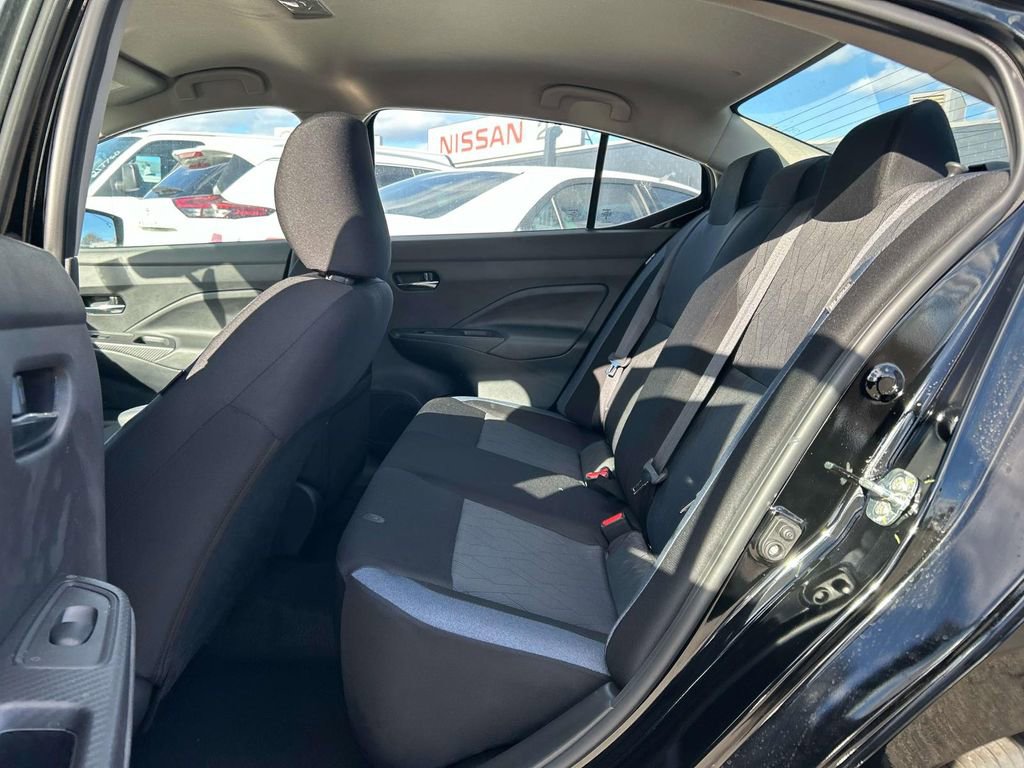 New 2025 Nissan Versa SV image 5