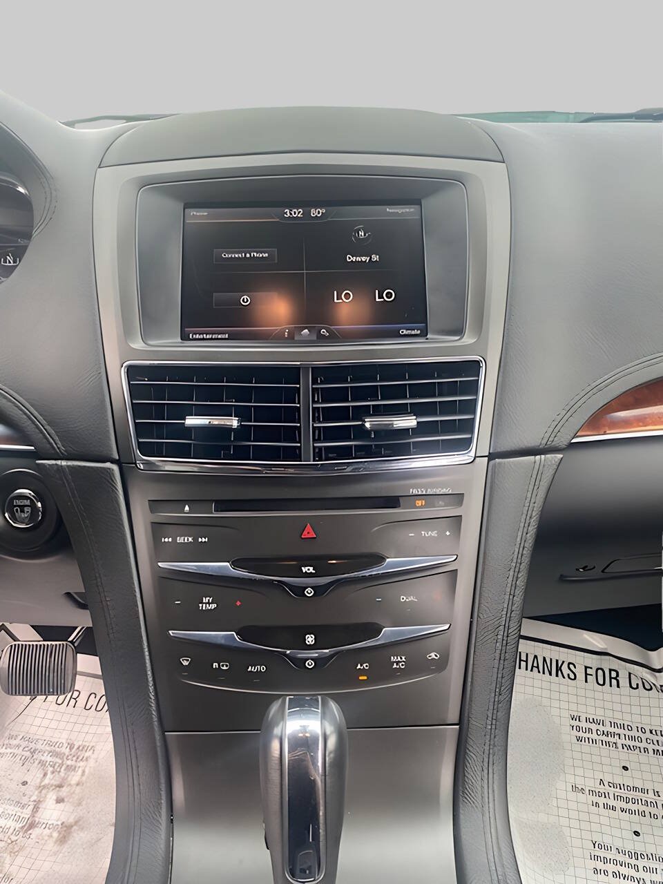 Used 2015 Lincoln MKT AWD image 7