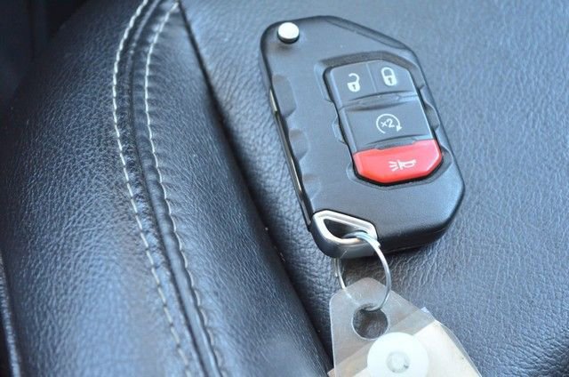 Used 2020 Jeep Gladiator Overland image 26