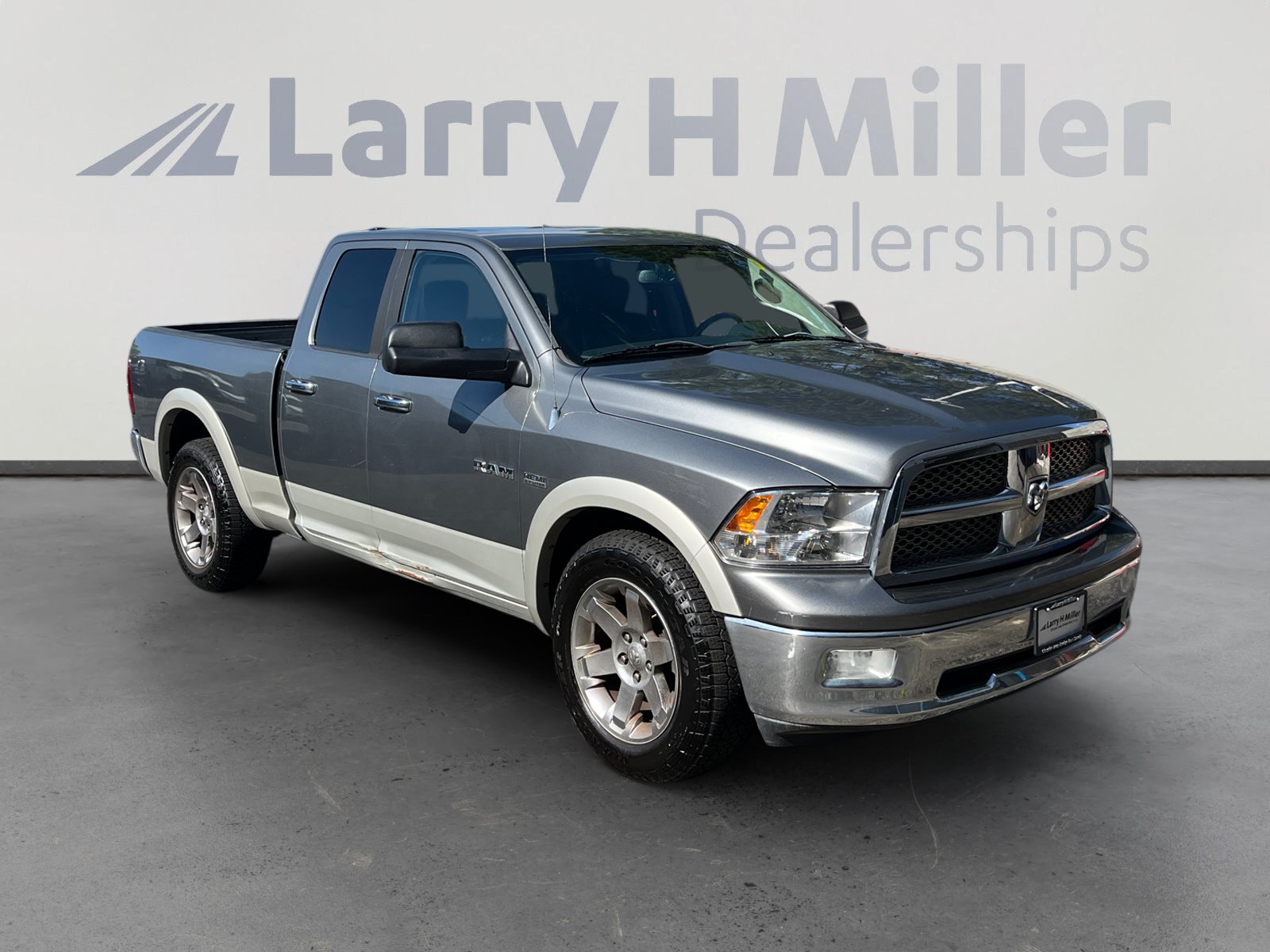 Used 2010 Dodge Ram 1500 Truck Laramie AWD/4WD image 7