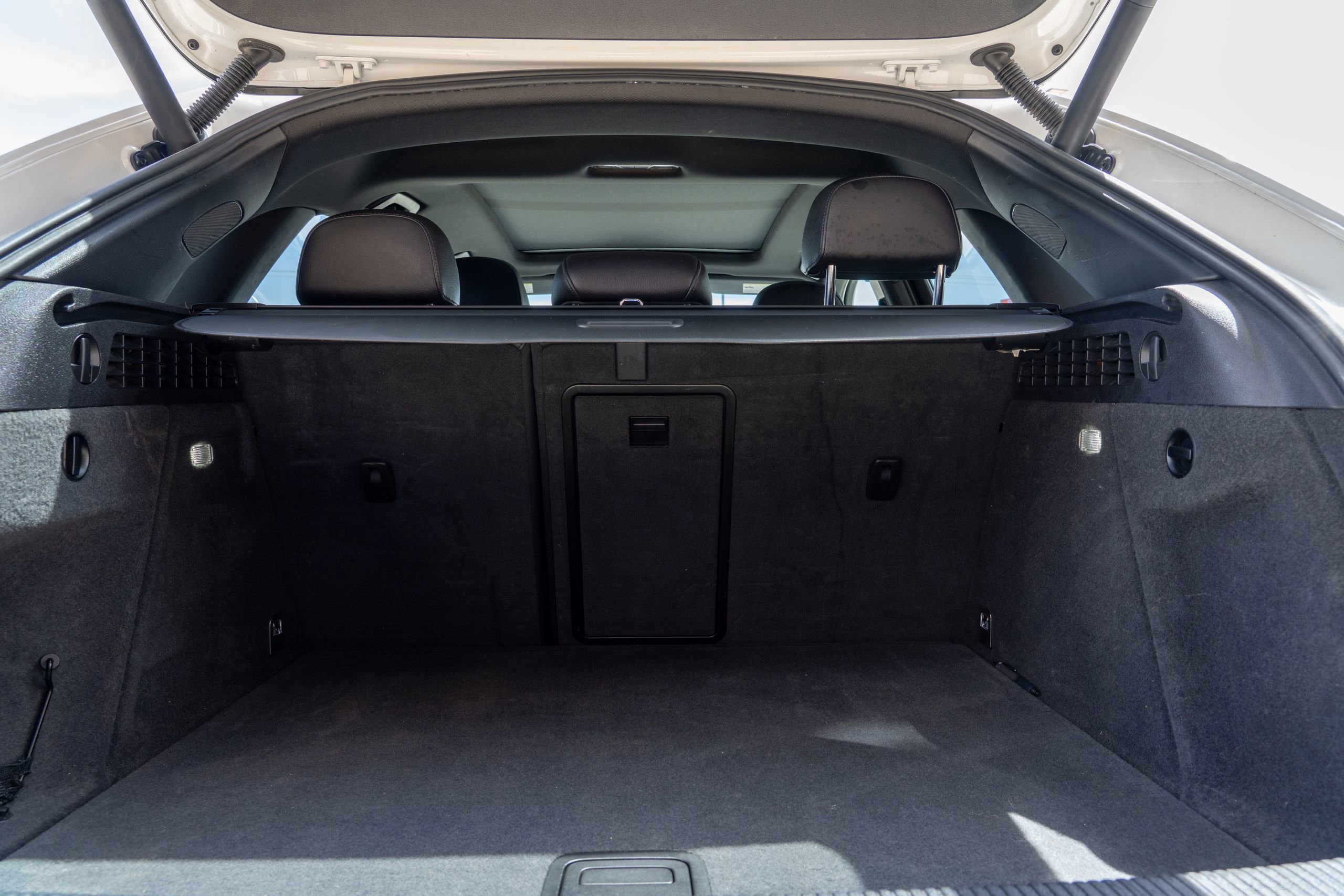 Used 2017 Audi Q3 2.0T Premium Plus w/ Premium Plus Package FWD image 9