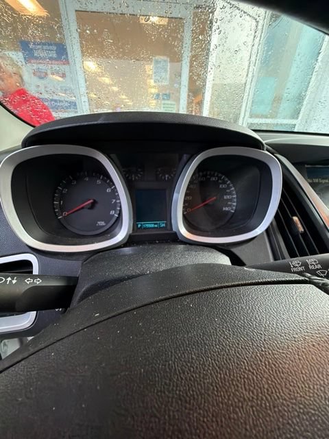 Used 2015 Chevrolet Equinox LT w/ Driver Convenience Package FWD image 5