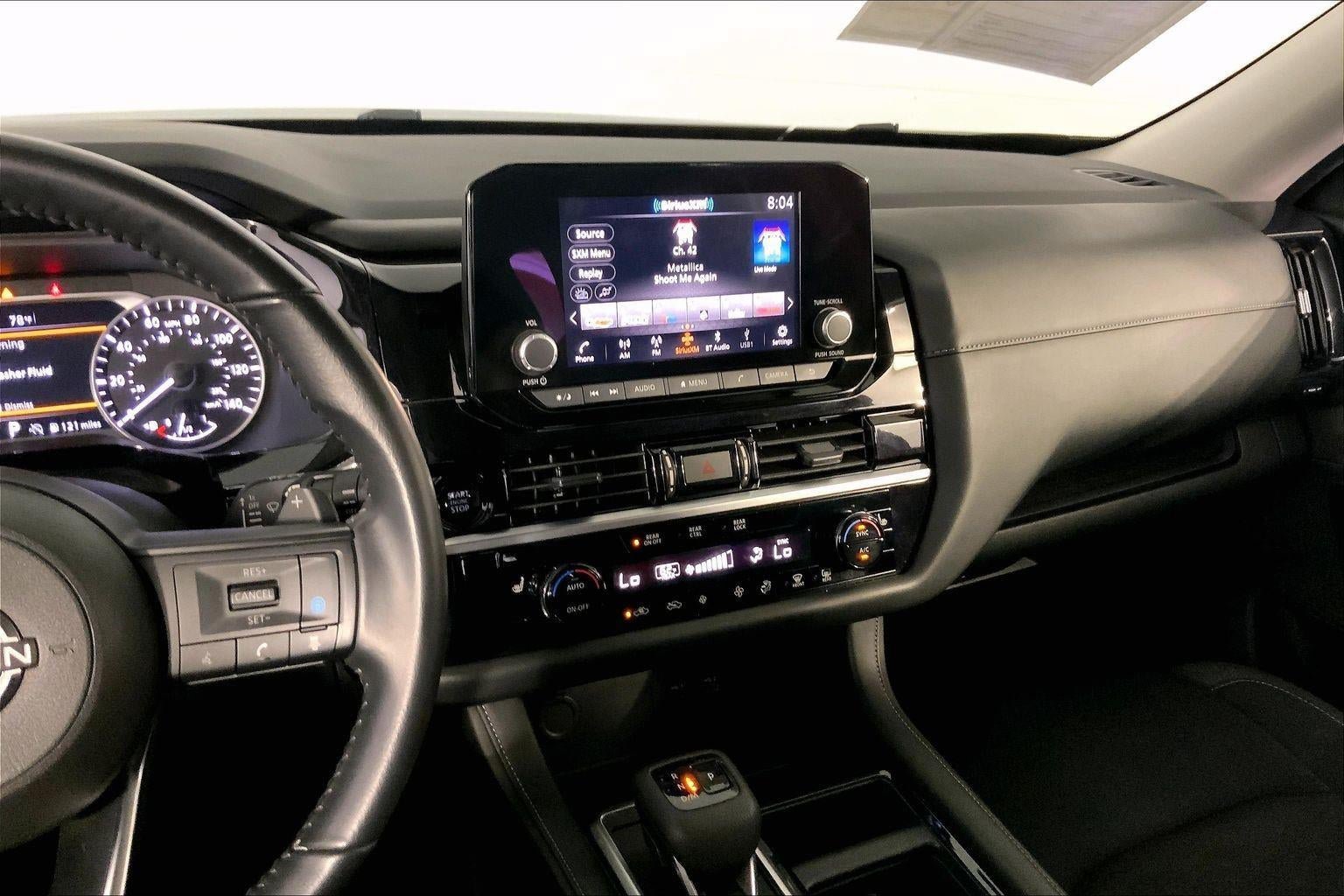 Used 2025 Nissan Pathfinder SV AWD/4WD image 9