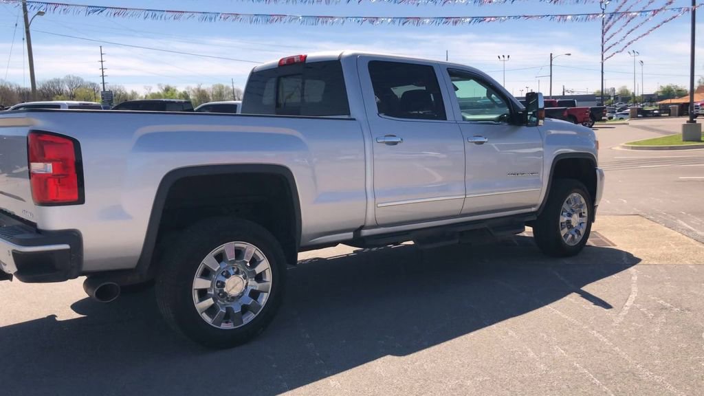 Used 2018 GMC Sierra 2500 Denali w/ Duramax Plus Package AWD/4WD image 8
