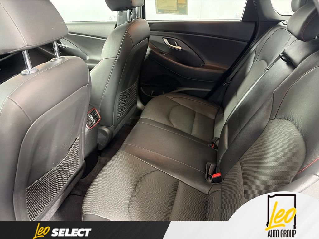 Used 2018 Hyundai Elantra GT Sport w/ Sport Tech Package 04 FWD image 5