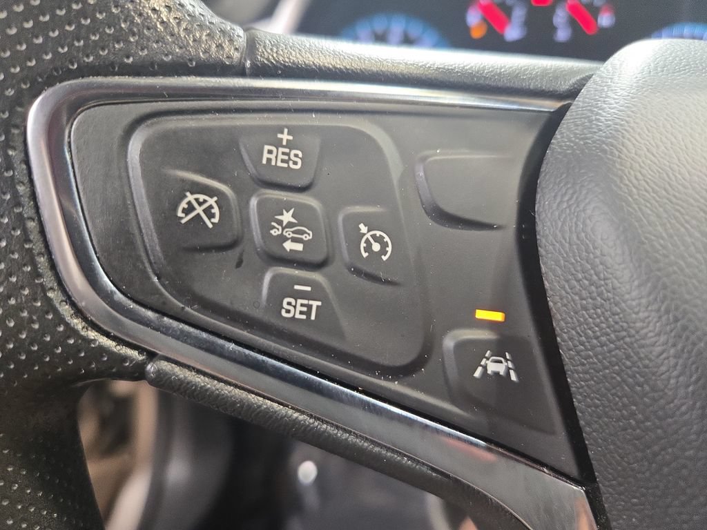 Used 2023 Chevrolet Malibu LT FWD image 20