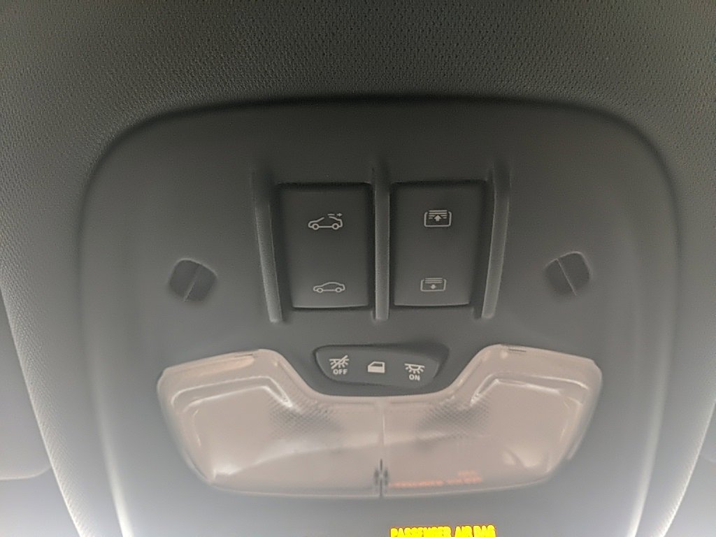 Used 2021 Chevrolet TrailBlazer RS w/ Sun and Liftgate Package image 24
