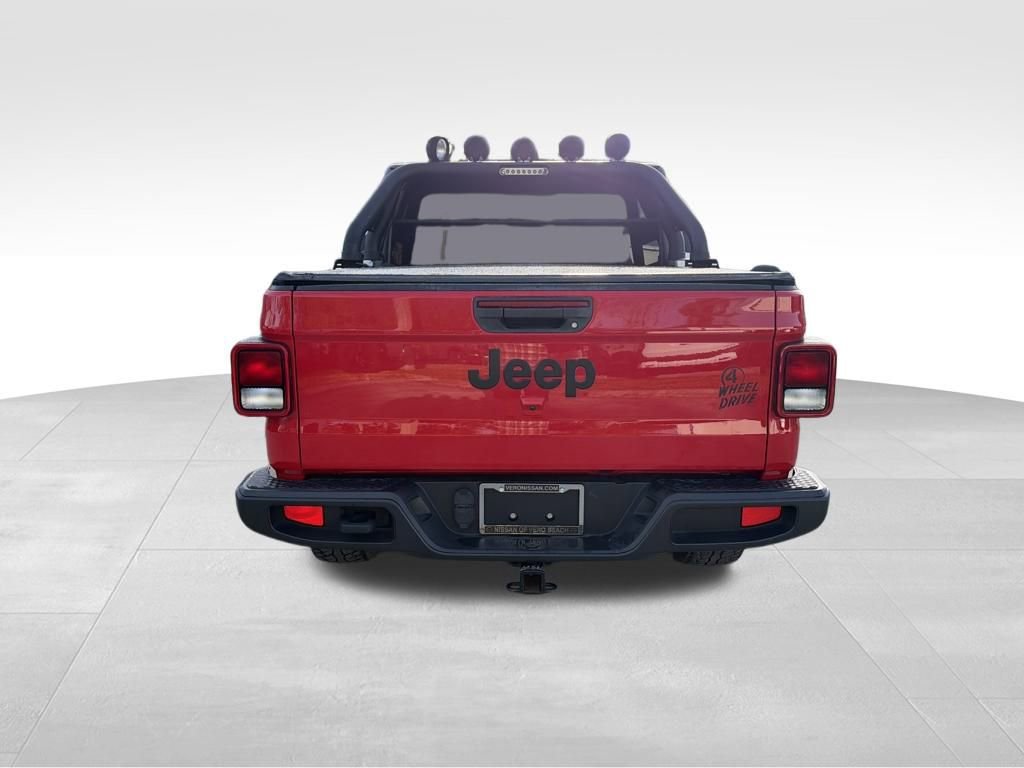 Used 2022 Jeep Gladiator Willys image 7