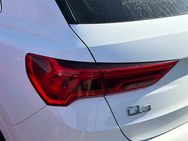 Used 2020 Audi Q3 2.0T Premium Plus w/ Premium Plus Package image 6