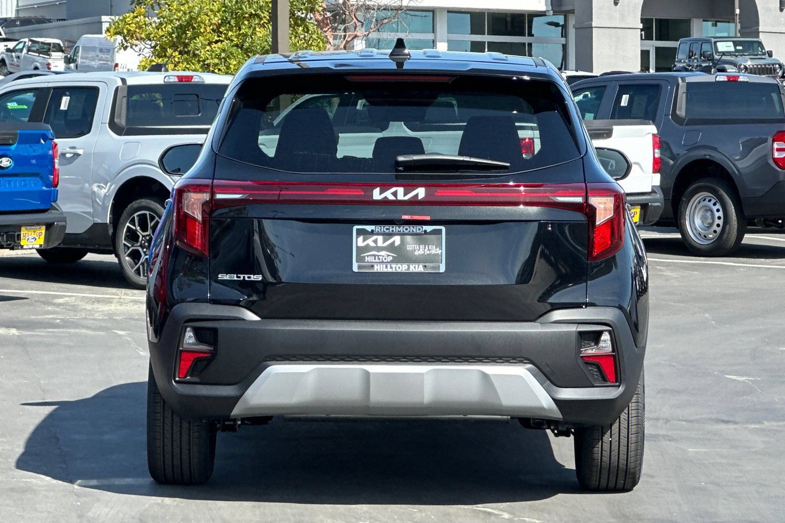 New 2026 Kia Seltos LX FWD image 5